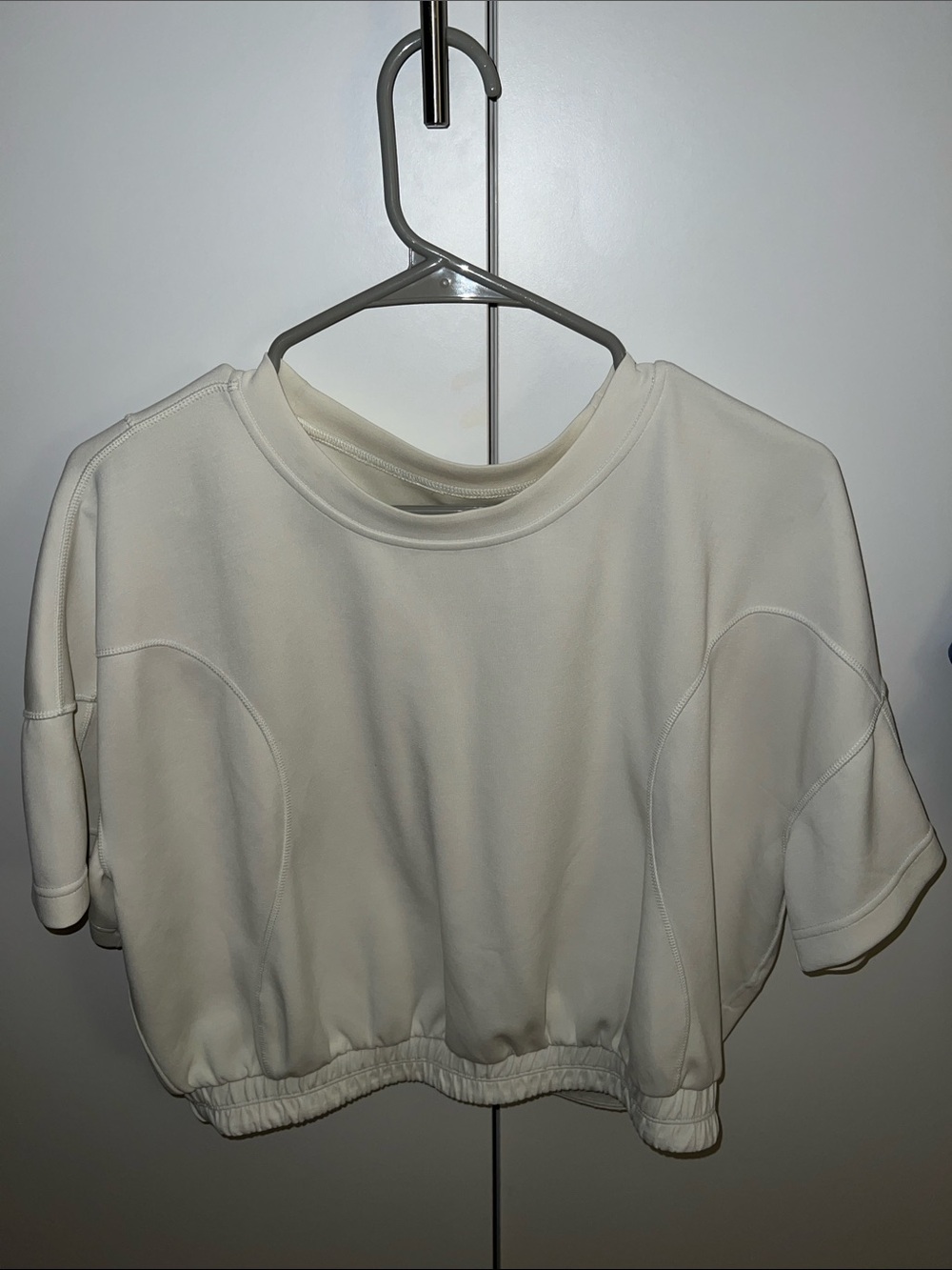 Lululemon nulu white cropped shirt